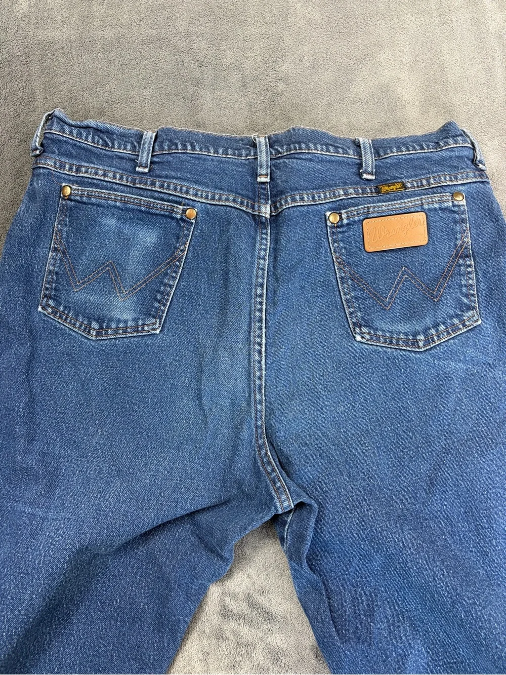 Wrangler Classic Men Straight Leg Blue Jeans 40x34
